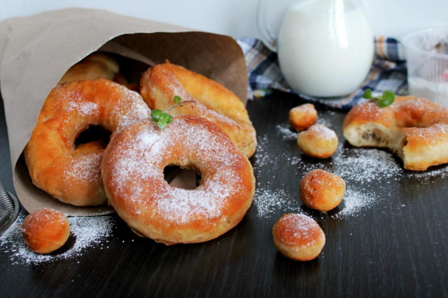 Doughnuts with milk and yeast
