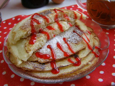 Pancakes on semolina with yeast