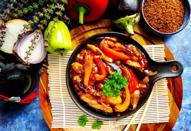 Eggplant in sweet and sour sauce in Chinese