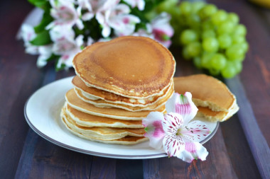 Pancakes with milk baking powder