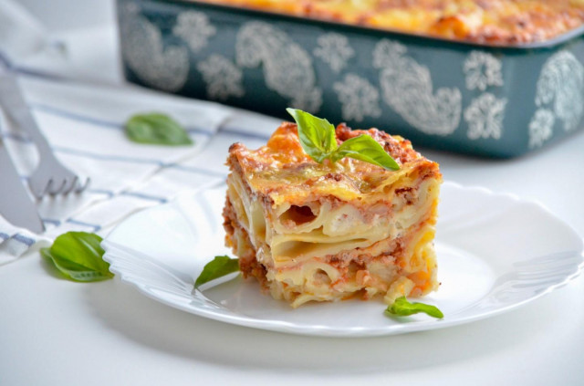 Pasta lasagna with minced meat in the oven