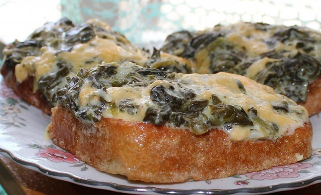 Spinach with cream