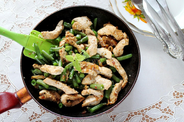 Pork with string beans