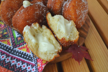 Donuts with custard