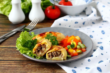 Potato zrazy with minced meat in the oven