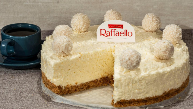Raffaello cottage cheese cookie cake with cream and coconut