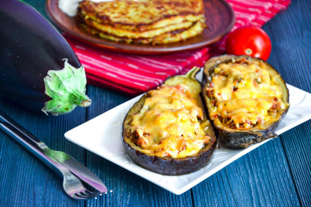 Eggplant with minced meat and cheese