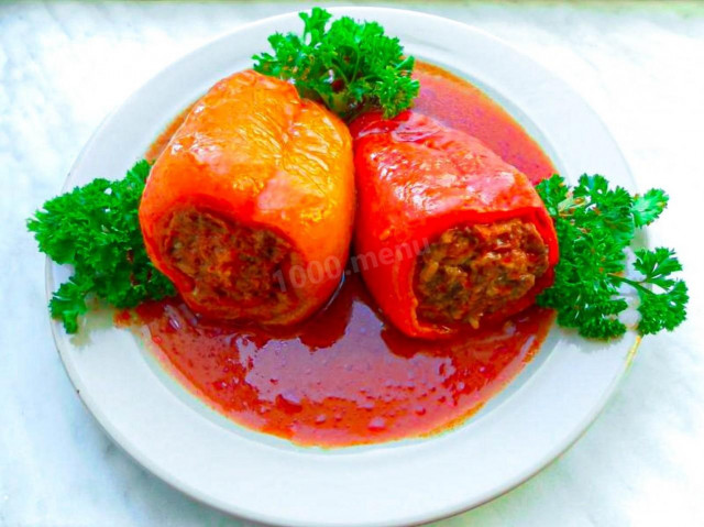Pepper stuffed with meat and rice classic