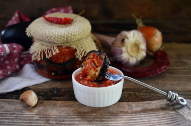 Spicy eggplant for winter snack