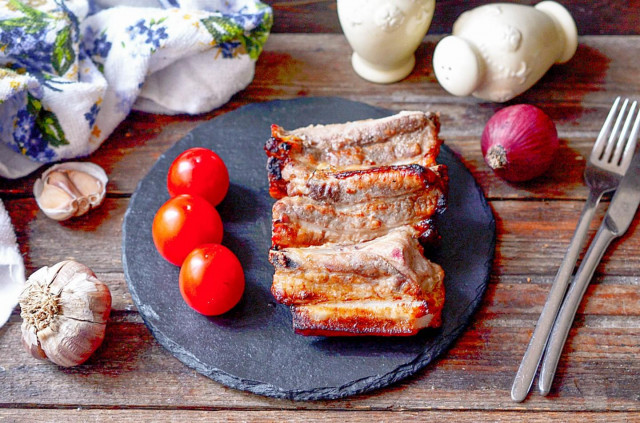 Pork ribs grilled in the oven