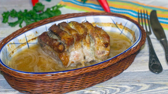 Pork with beer in the oven