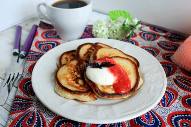 Semolina pancakes