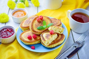 Pancakes on kefir in a frying pan are lush