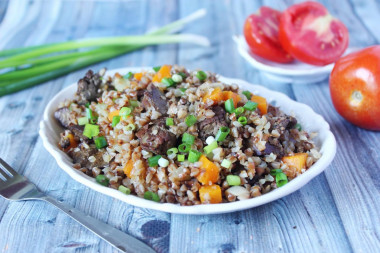 Buckwheat with chicken liver