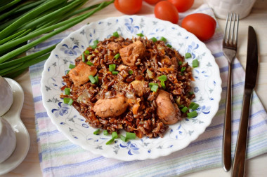 Brown rice pilaf with chicken