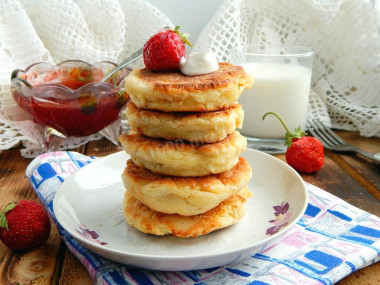 Fluffy pancakes on sour kefir