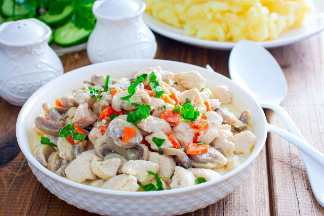 Chicken with canned mushrooms stewed