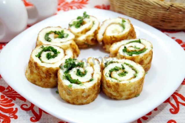 Roll with cheese and herbs
