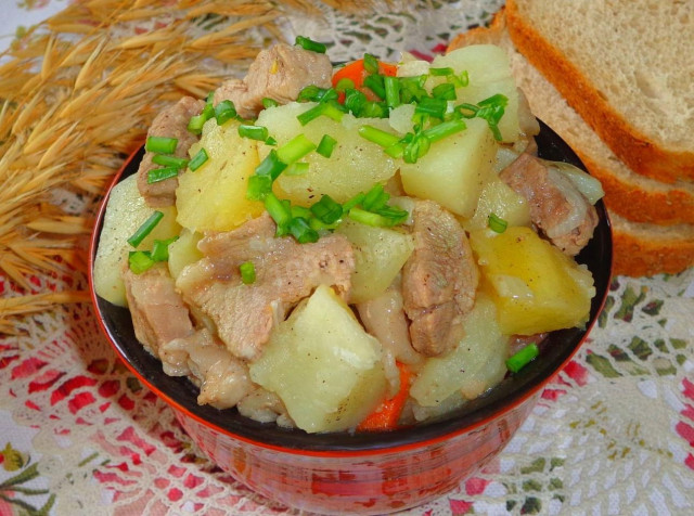 Potatoes with pork in a slow cooker