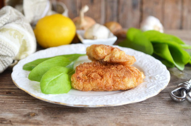 Walleye in batter