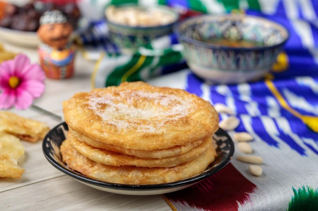 Uzbek tortillas in a frying pan