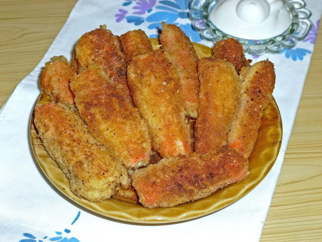 Crab sticks in batter with cheese