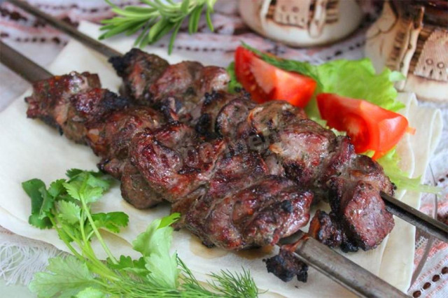 Lamb kebab marinade is the most delicious on coals