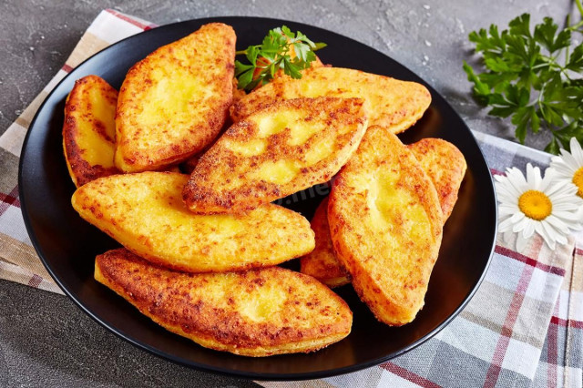 Chvishtari with cornmeal cheese