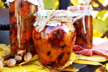 Canned honey mushrooms for winter with carrots