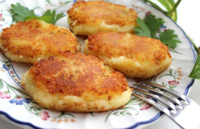 Potato cutlets with pepper