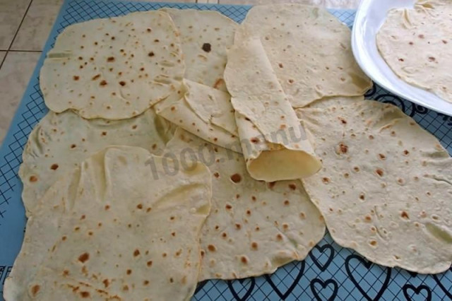 Thin, yeast-free lavash