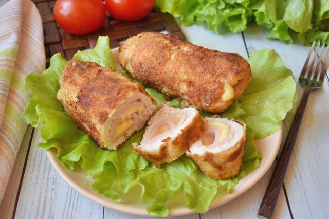 Cordon bleu of chicken with cheese and ham