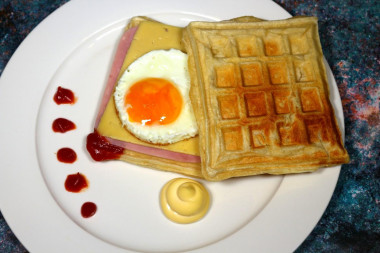 Unsweetened Viennese waffles
