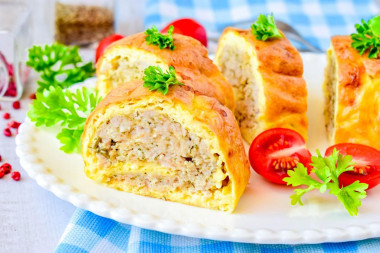 Zucchini roll with minced meat in the oven