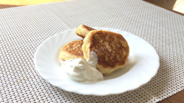 Ricotta cheese pancakes in vegetable oil