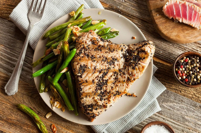 Tuna steak on frying pan