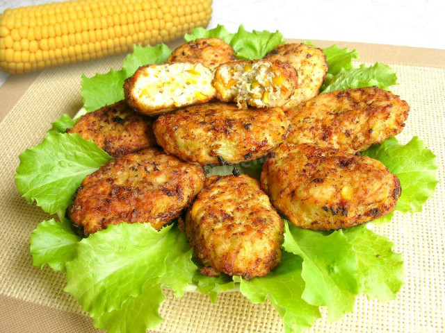 Chicken cutlets with Hawaiian corn