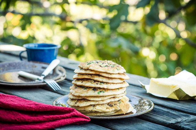Pancakes with herbs and mushrooms