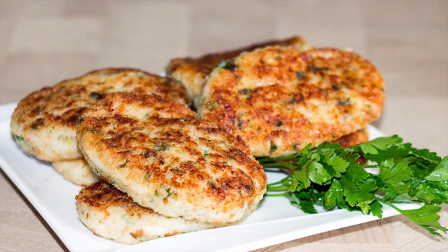 Fish and chicken cutlets
