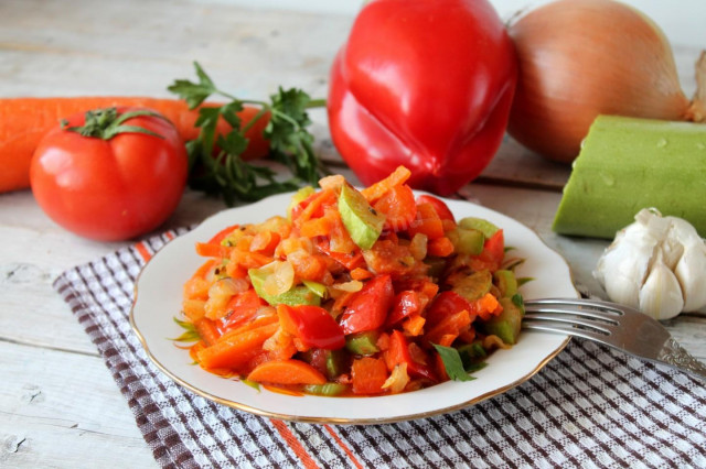 Saute vegetables with zucchini carrots and pepper