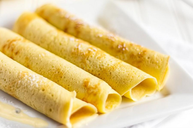 Custard pancakes with holes