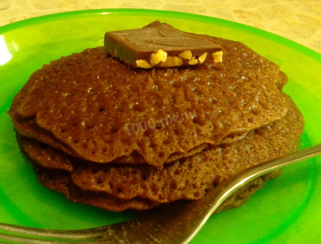 Vegan pancakes with cocoa