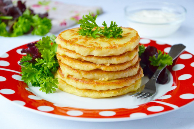 Potato pancakes made from raw potatoes