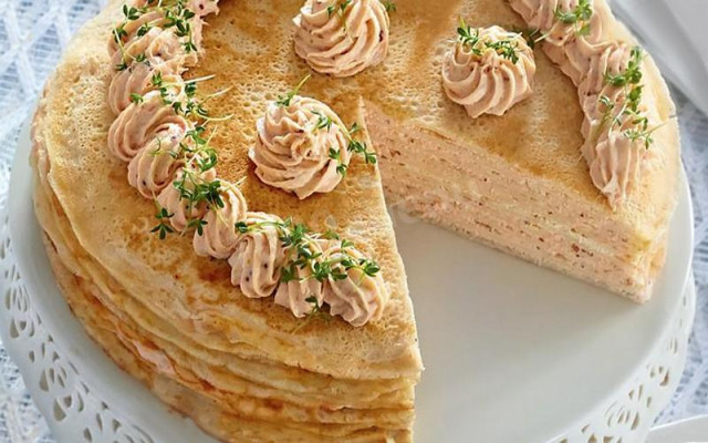 Pancake pie with fish mousse from coho