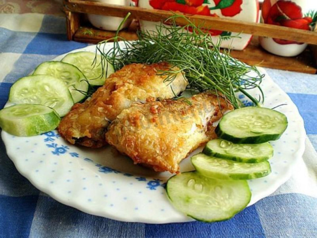 Pike with mayonnaise in batter