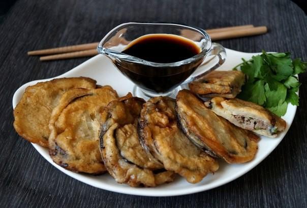 Eggplant with meat in Chinese