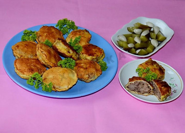 Minced meat chops in batter