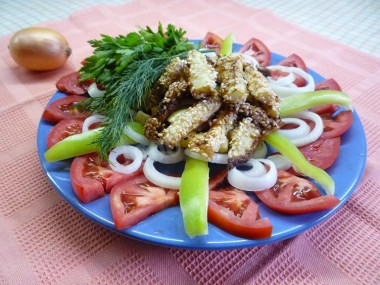 Zucchini fingers in sesame