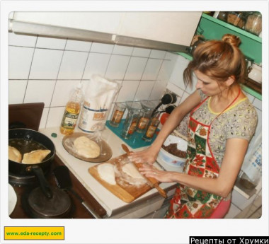 Chebureks of three types of meat