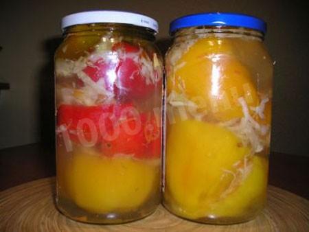 Stuffed bell pepper in brine for winter